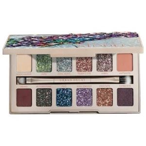 Urban decay stoned vibes eyeshadow palette